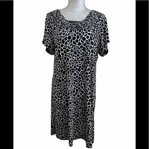 Dana Buchman Shift Dress Black White M